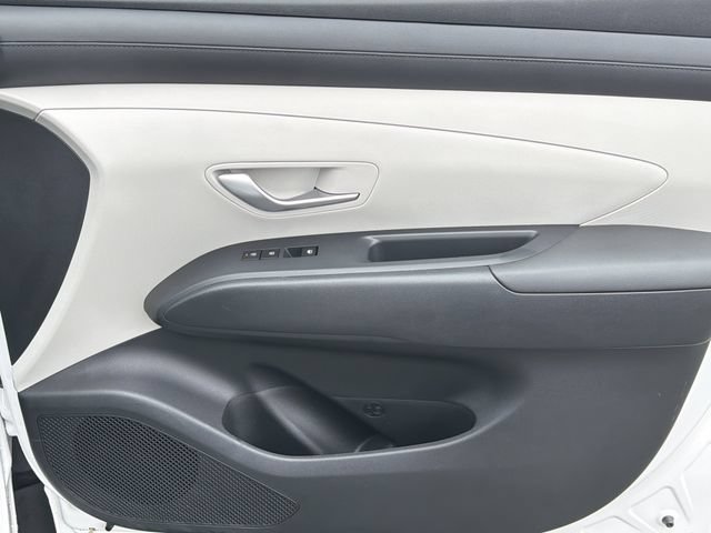 Certified 2025 Hyundai Tucson SE FWD image 14