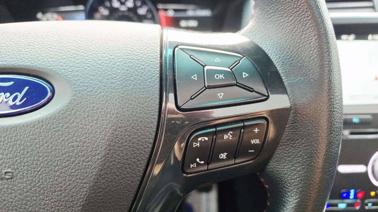 Used 2018 Ford Explorer Sport image 29