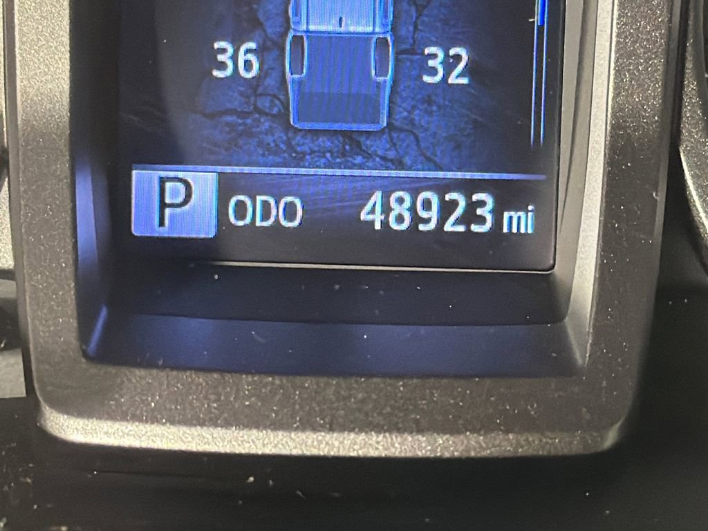 Used 2020 Toyota Tacoma TRD Off-Road w/ Technology Package image 27