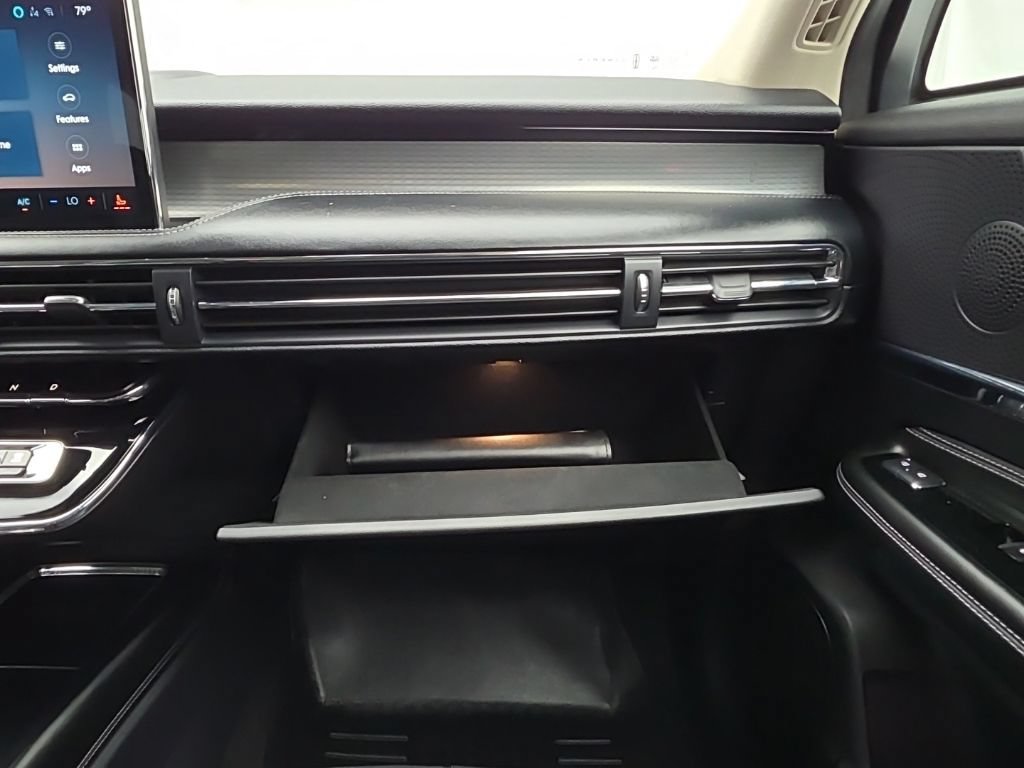 Used 2023 Lincoln Corsair AWD w/ Equipment Group 101A image 44