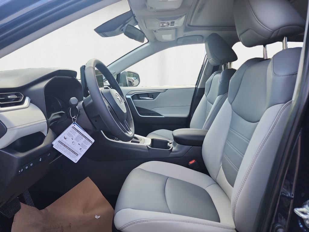 New 2025 Toyota RAV4 XLE Premium image 9