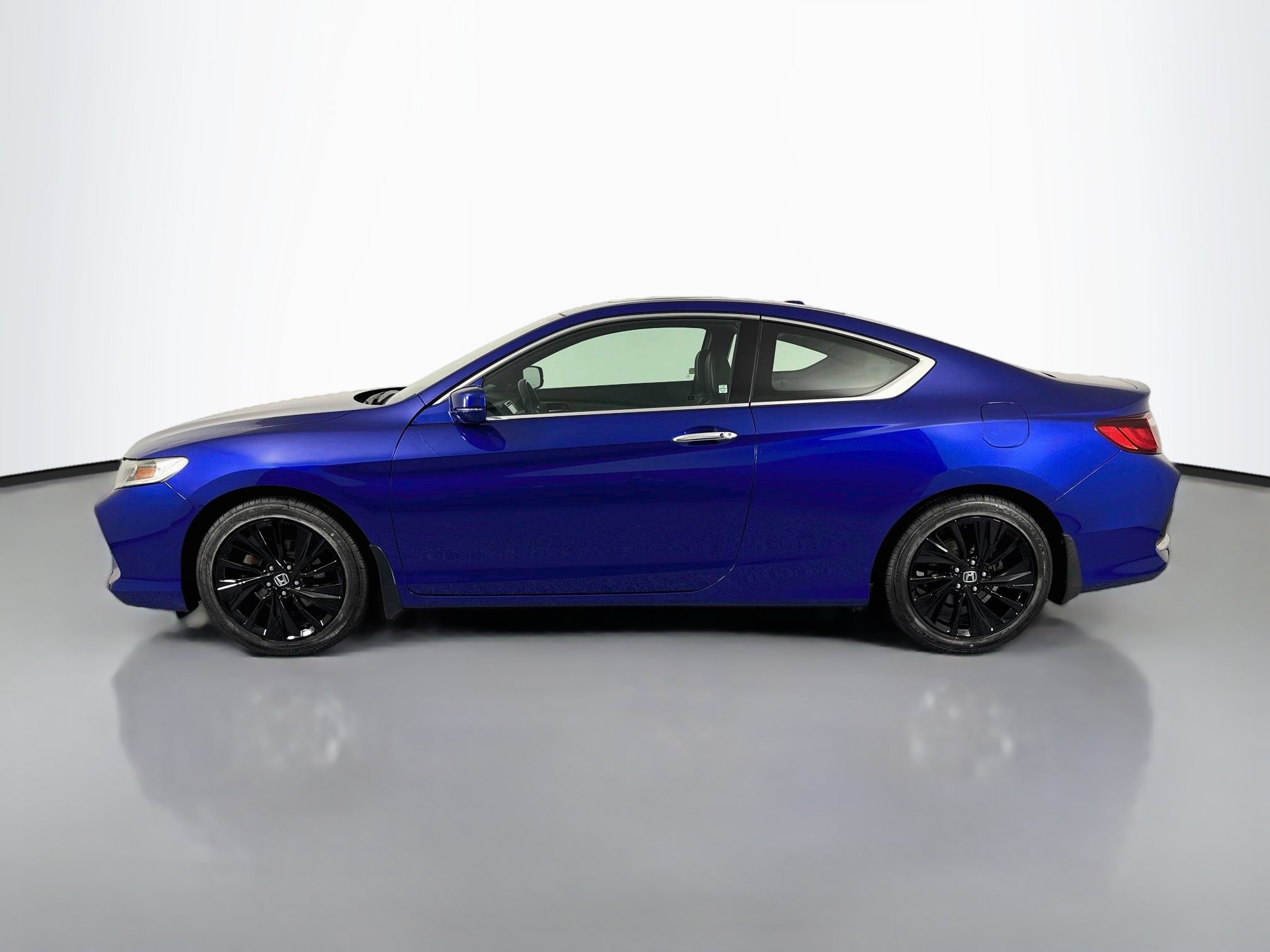 Certified 2017 Honda Accord EX-L image 8