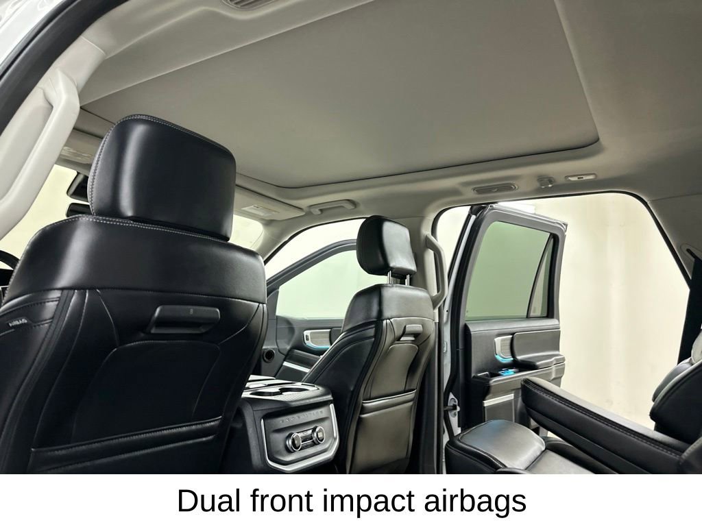 Used 2025 Ford Expedition Platinum AWD/4WD image 29