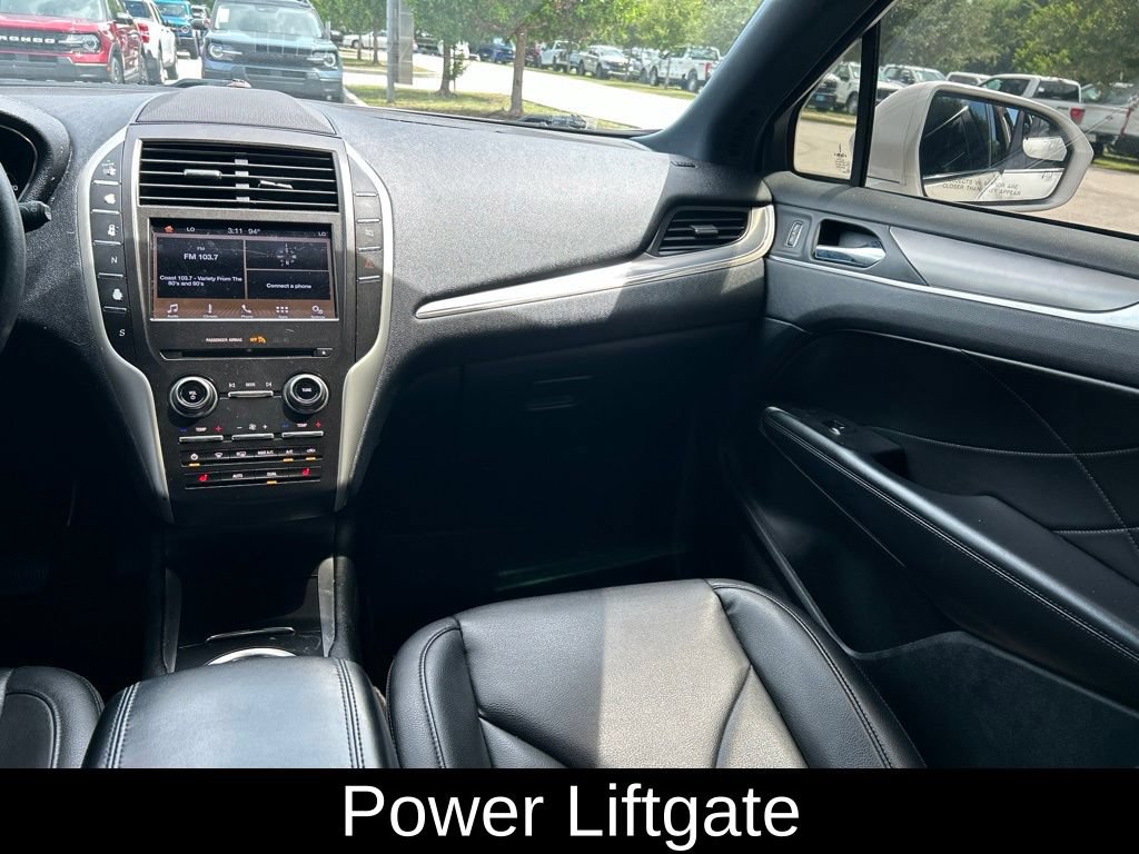 Used 2019 Lincoln MKC Premiere FWD image 11