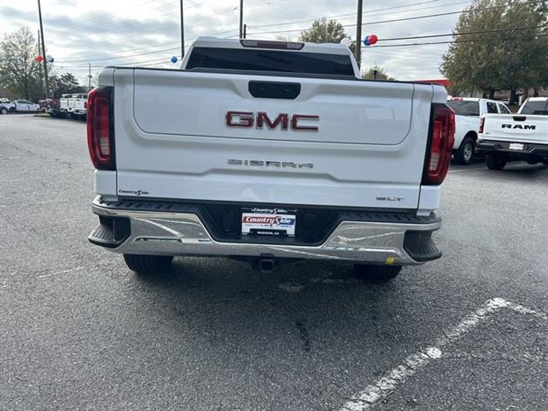 Used 2025 GMC Sierra 1500 SLT AWD/4WD image 10