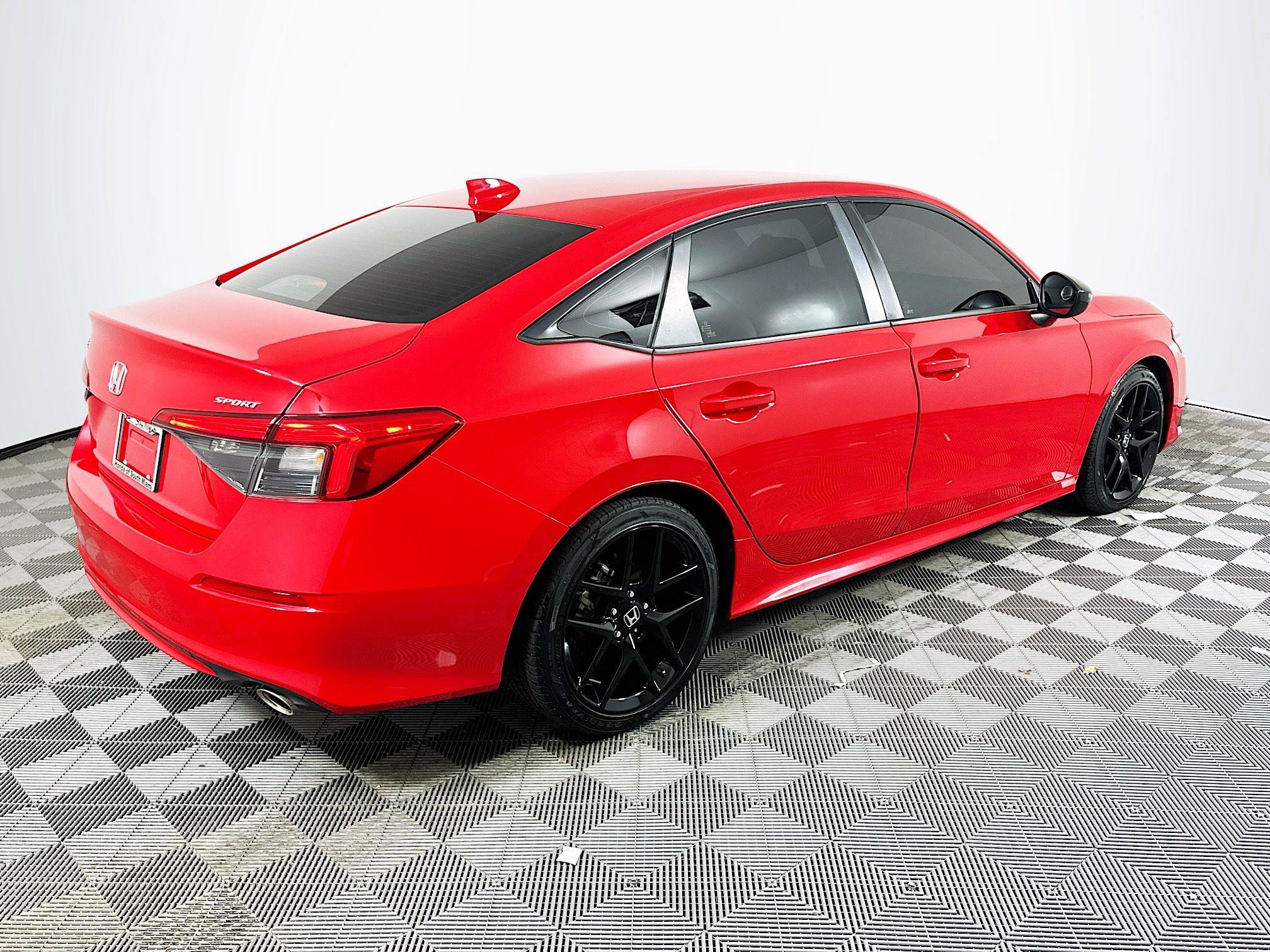 Used 2022 Honda Civic Sport image 6