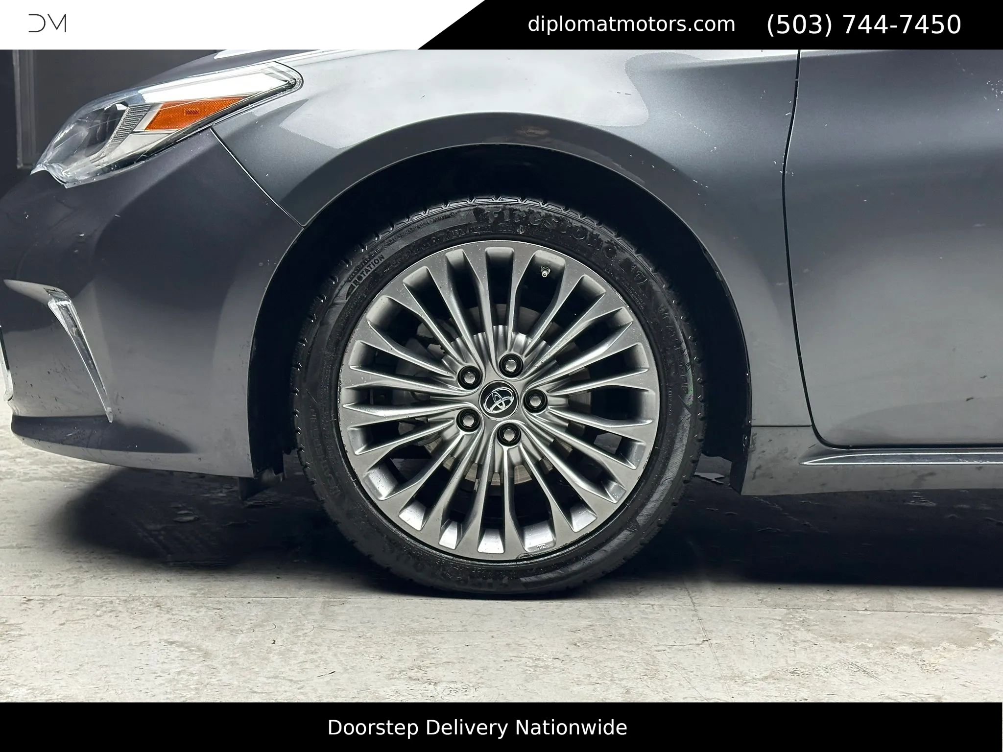 Used 2016 Toyota Avalon Limited w/ Toyota Safety Sense Package image 38