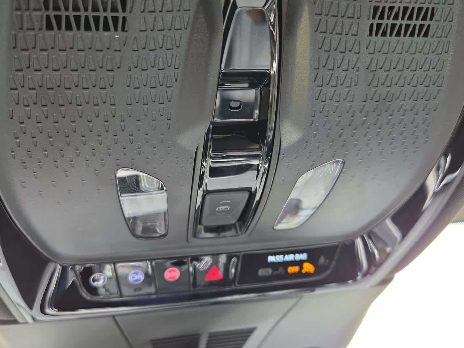 Used 2024 Cadillac Lyriq Luxury w/ LPO, Floor Liner Package image 32