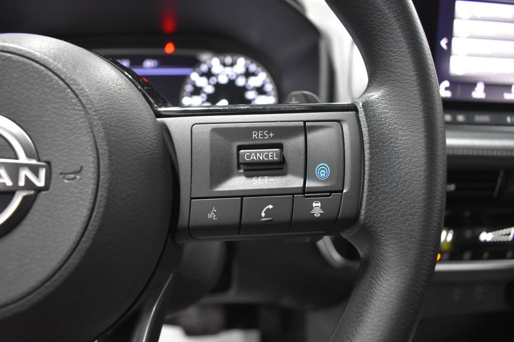 Certified 2023 Nissan Rogue SV image 26