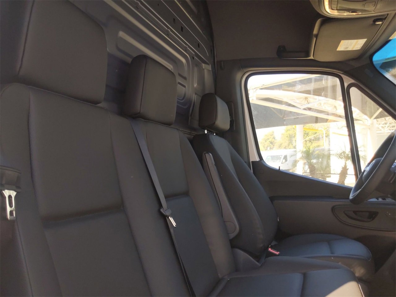 New 2025 Mercedes-Benz Sprinter 2500 image 9