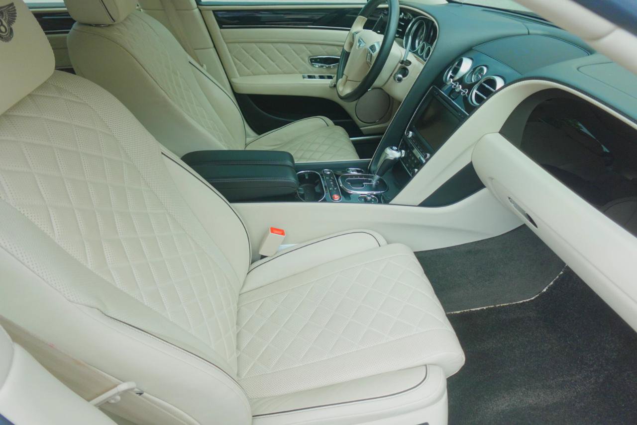 Used 2018 Bentley Flying Spur W12 AWD/4WD image 17