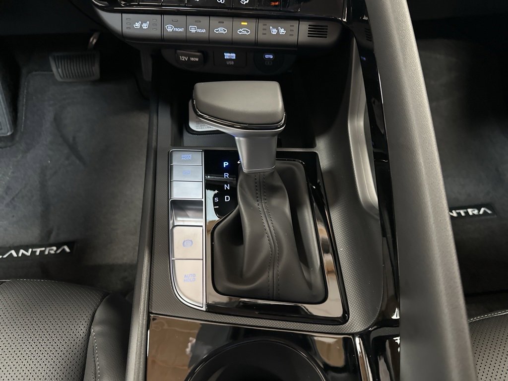 New 2026 Hyundai Elantra Limited image 21