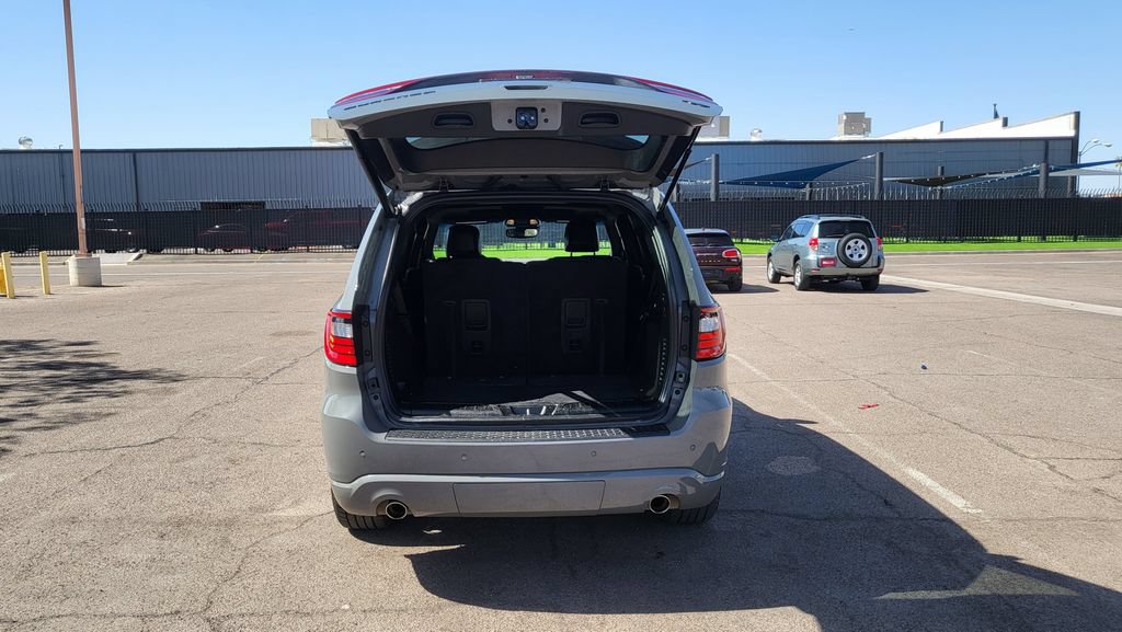 Used 2023 Dodge Durango R/T w/ Hemi Orange Plus Package RWD image 12