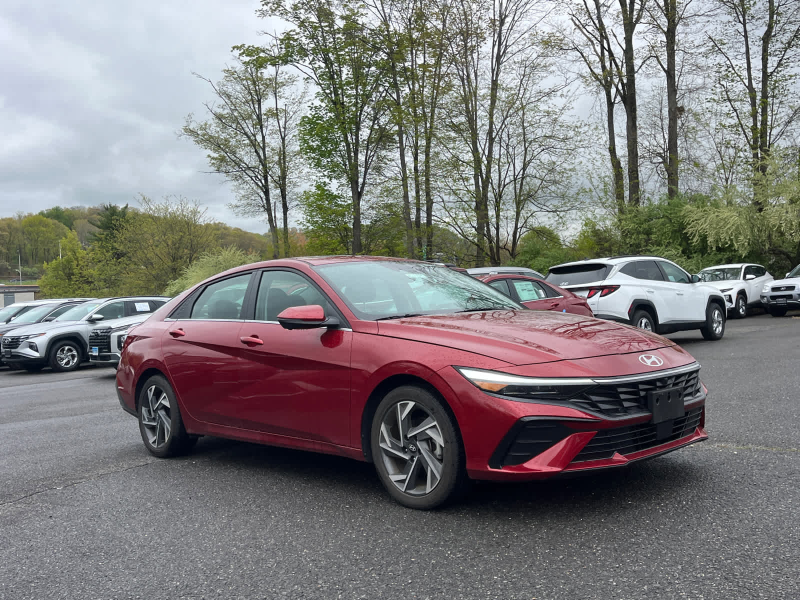 Used 2024 Hyundai Elantra Limited FWD image 1