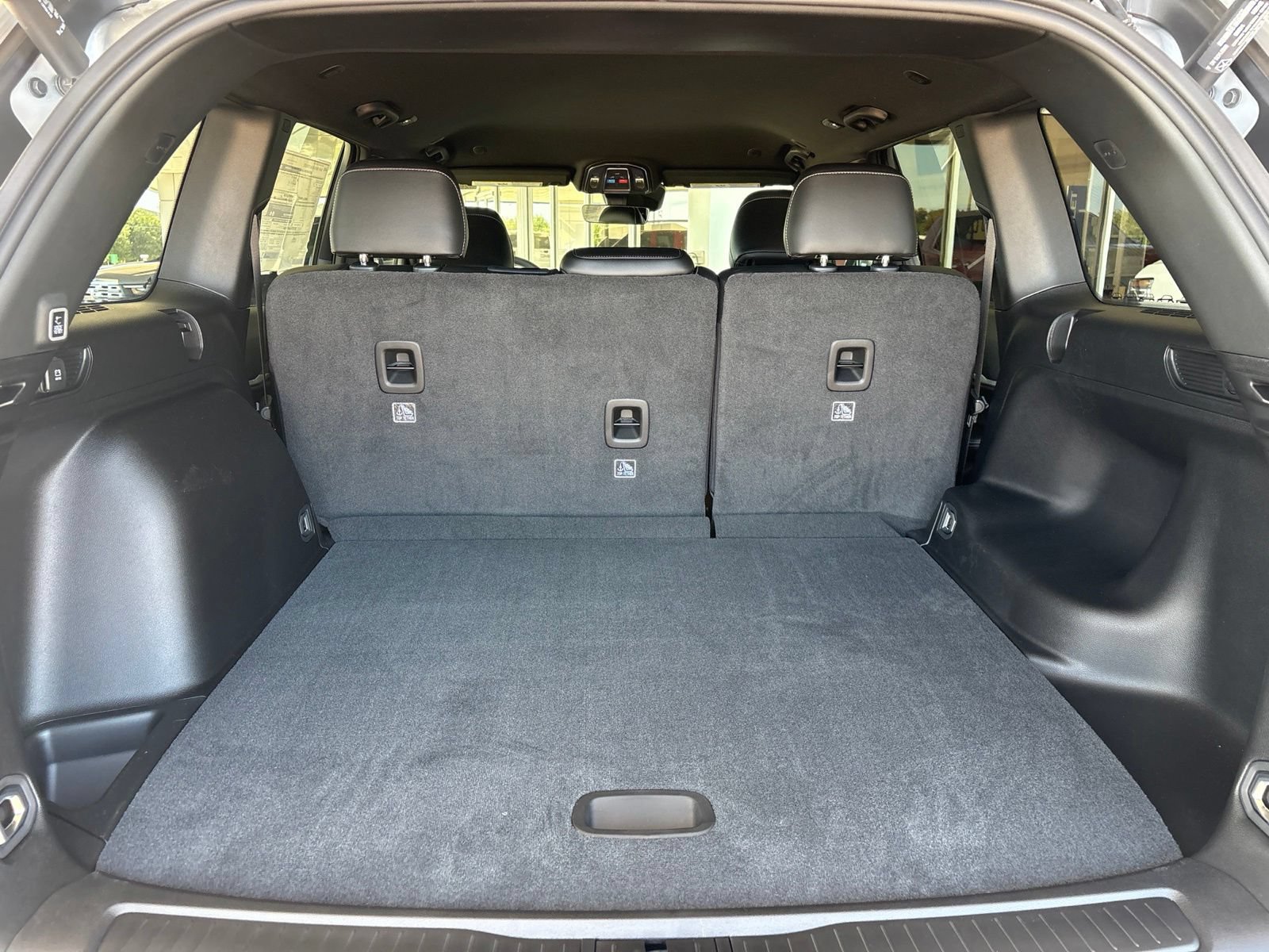 New 2026 Jeep Grand Cherokee Altitude RWD image 15