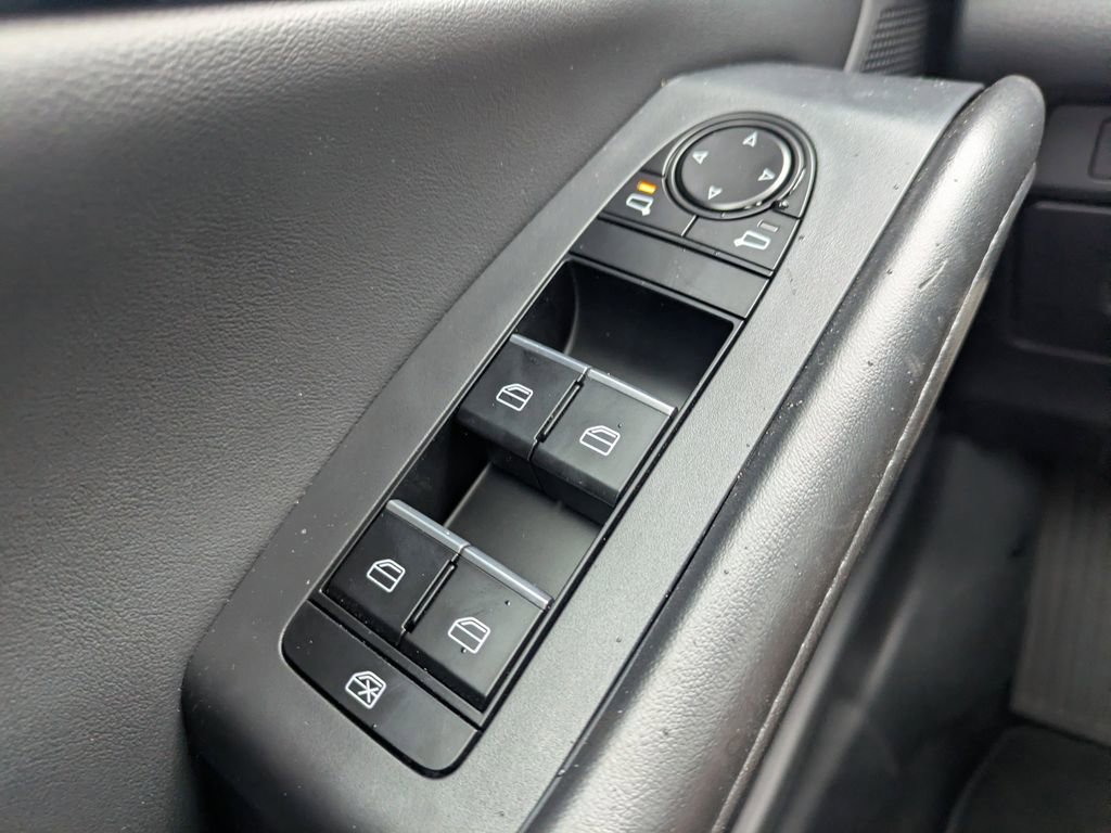 New 2026 MAZDA CX-30 AWD 2.5 S w/ Select Sport Pkg image 25