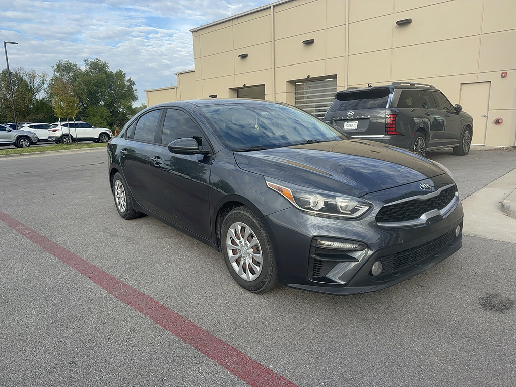 Used 2020 Kia Forte Sedan FWD image 3