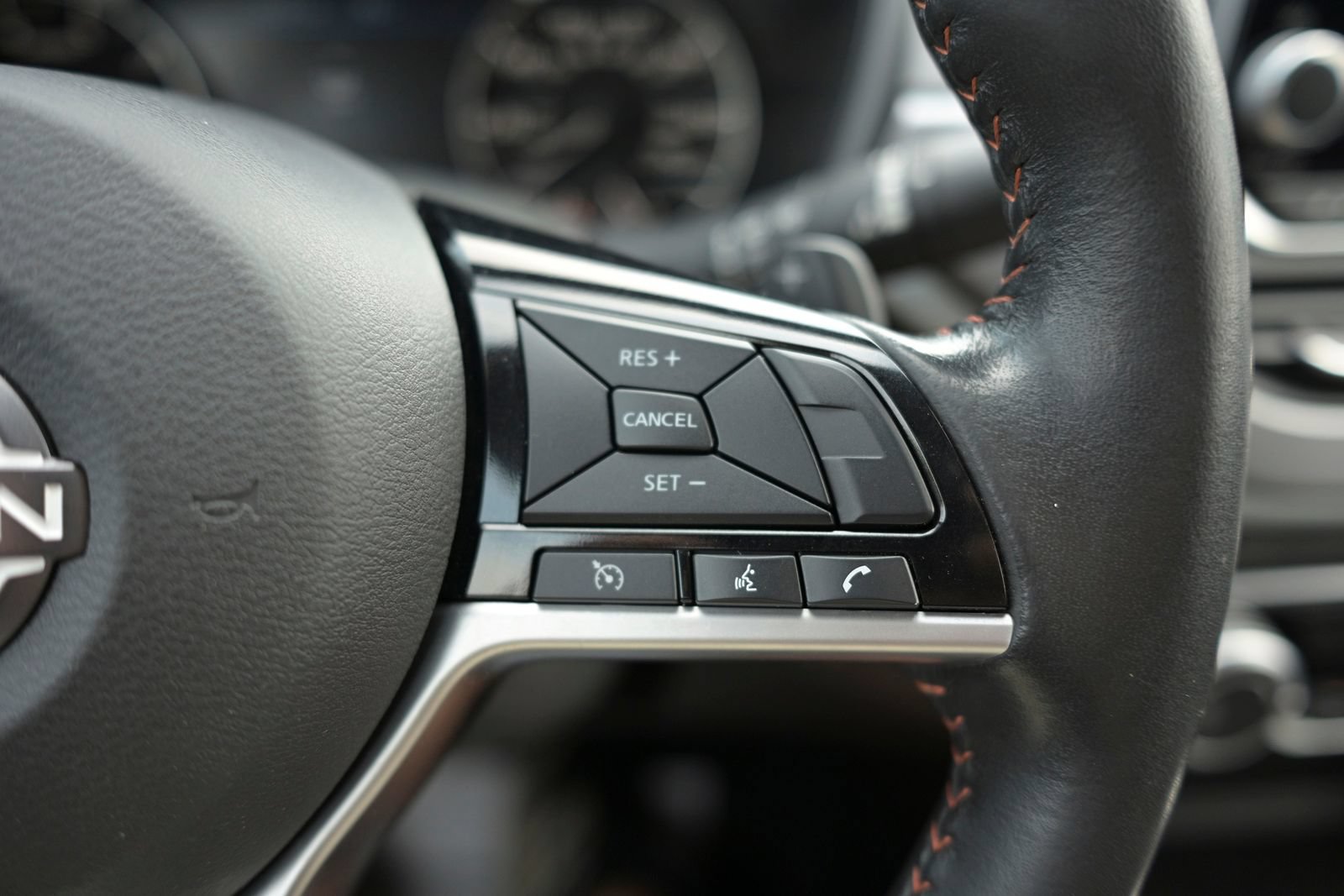 Used 2024 Nissan Altima 2.5 SR AWD/4WD image 21