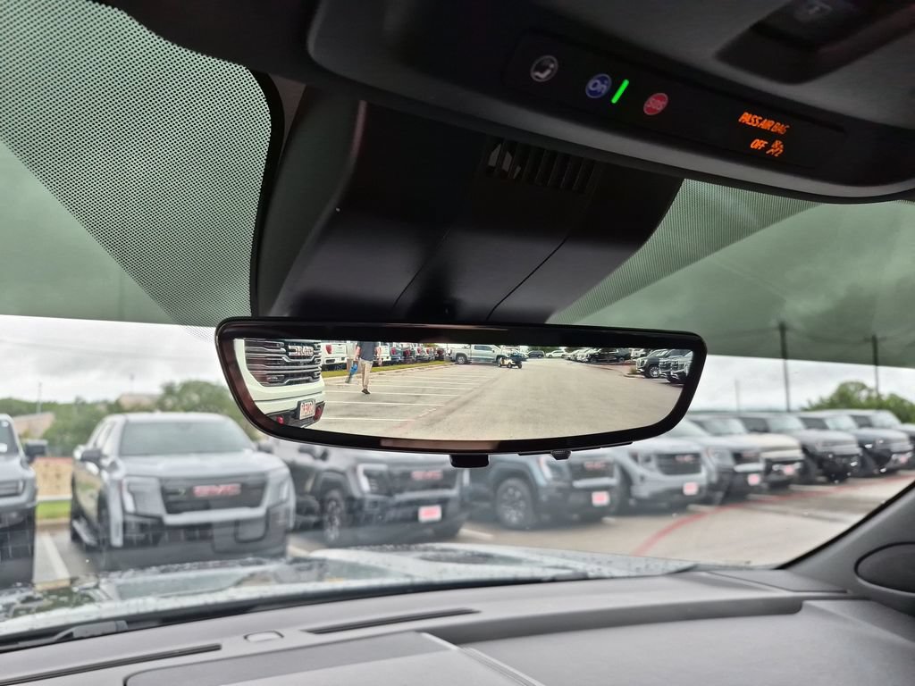 Certified 2025 GMC Yukon AT4 Ultimate AWD/4WD image 32