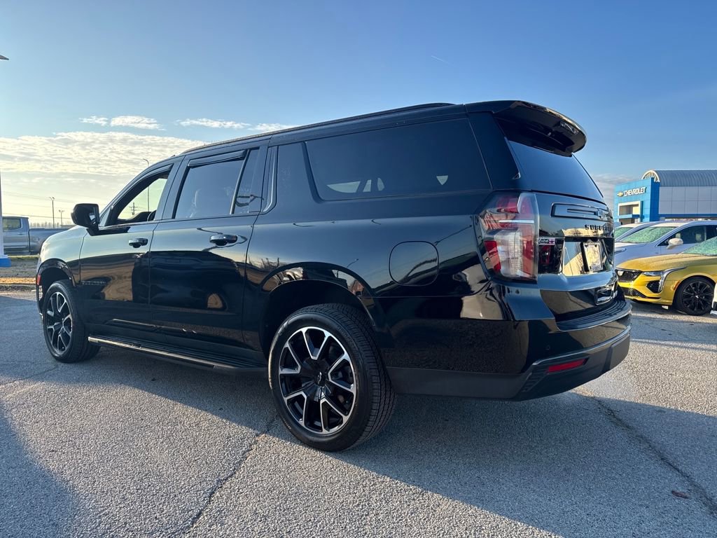 Used 2021 Chevrolet Suburban RST image 4