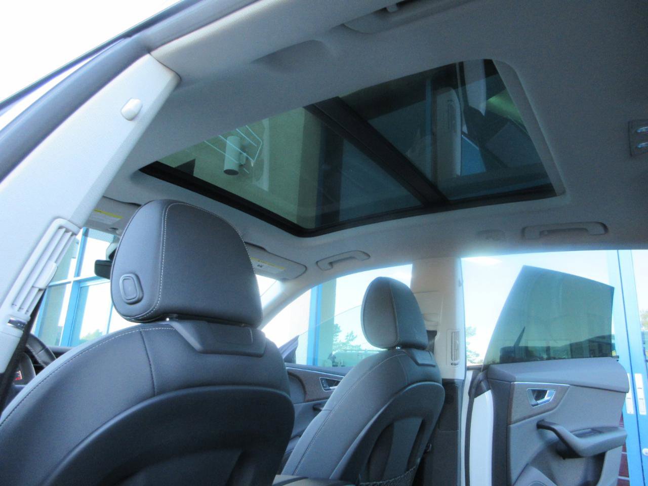 Used 2023 Audi Q8 Premium w/ Convenience Package image 44