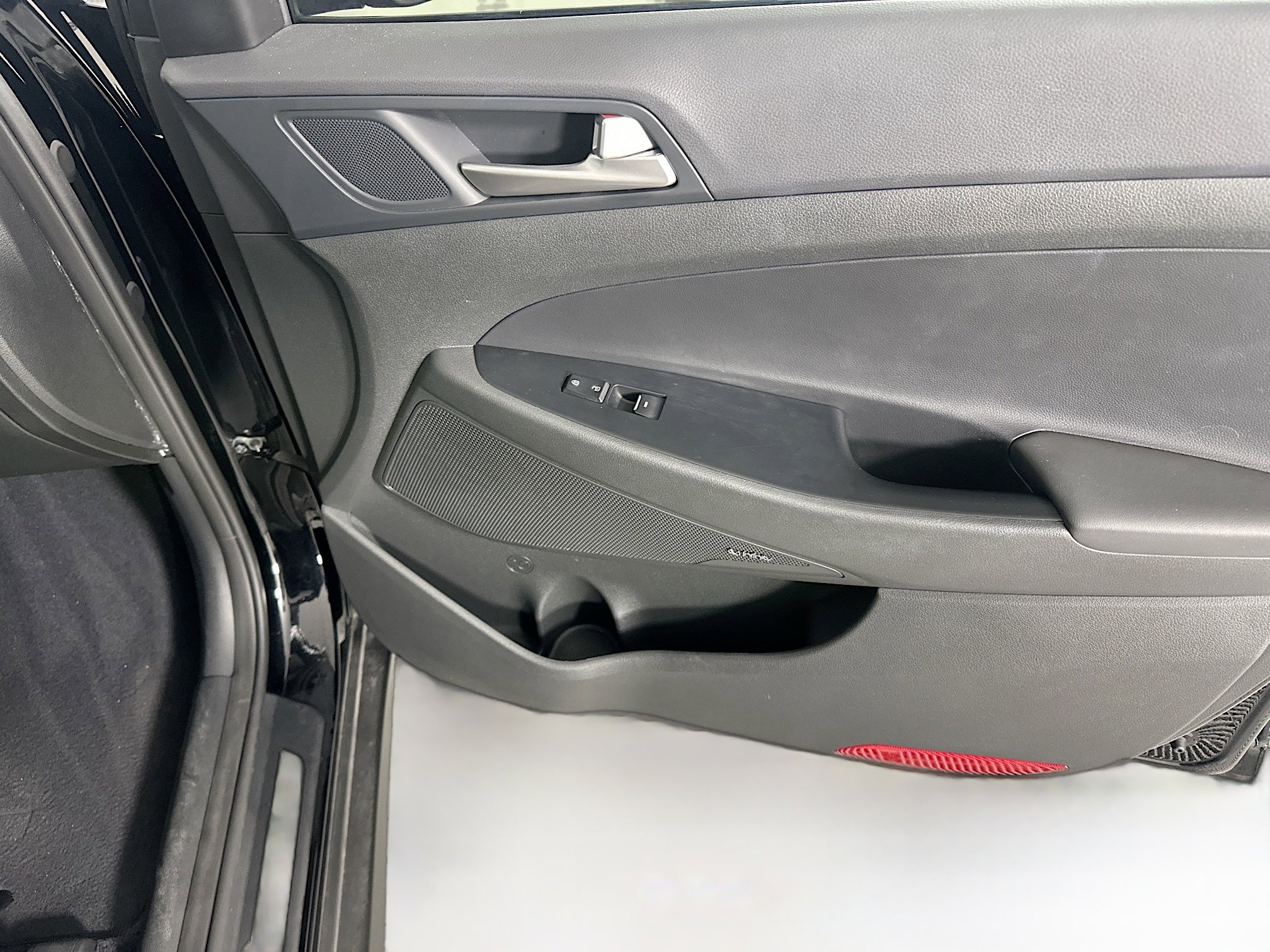 Used 2021 Hyundai Tucson Ultimate w/ Cargo Package AWD/4WD image 33