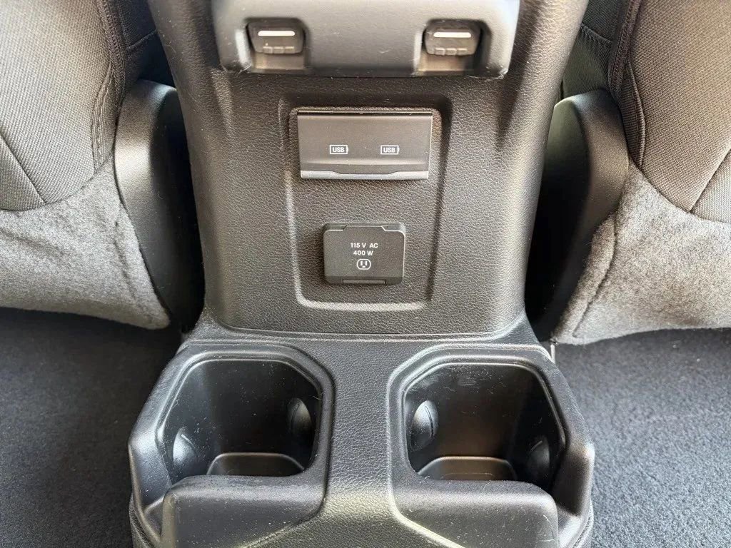 Used 2021 Jeep Gladiator Overland w/ Uconnect 4C Nav & Sound Group image 32