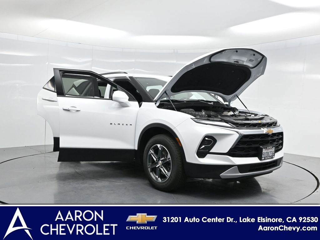New 2025 Chevrolet Blazer LT w/ Convenience Package image 46
