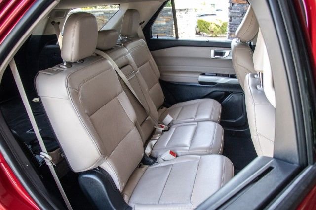Used 2023 Ford Explorer Limited image 23