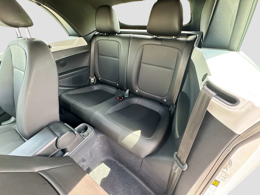 Used 2019 Volkswagen Beetle 2.0T S image 28