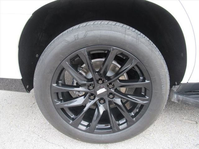 Certified 2024 Cadillac Escalade Sport Platinum w/ LPO, ONYX Package image 9