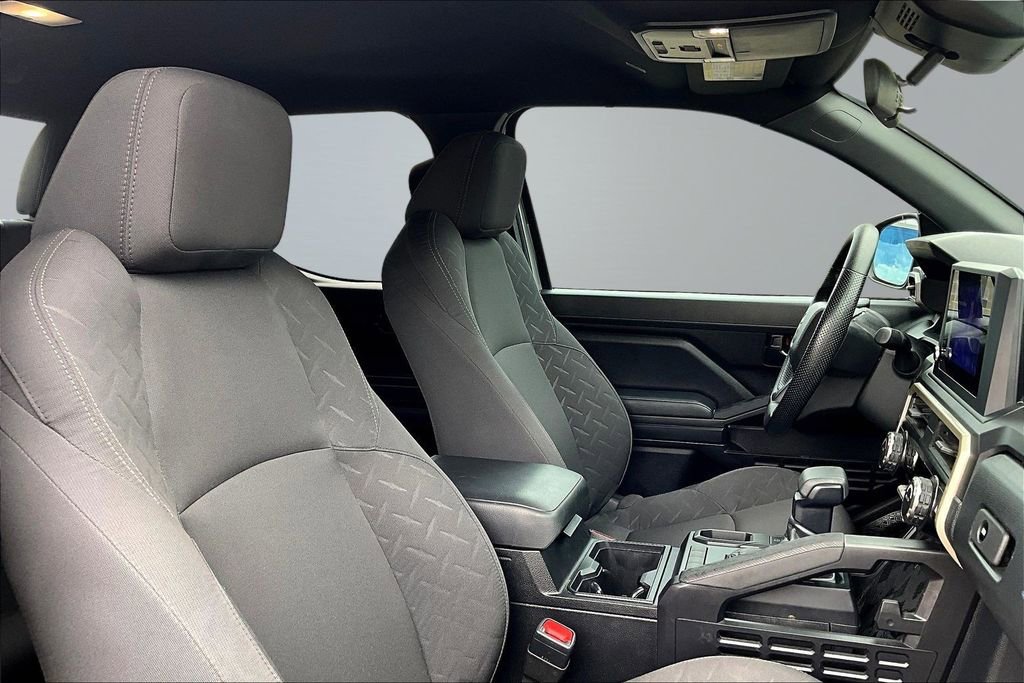 Used 2025 Toyota Tacoma SR image 30