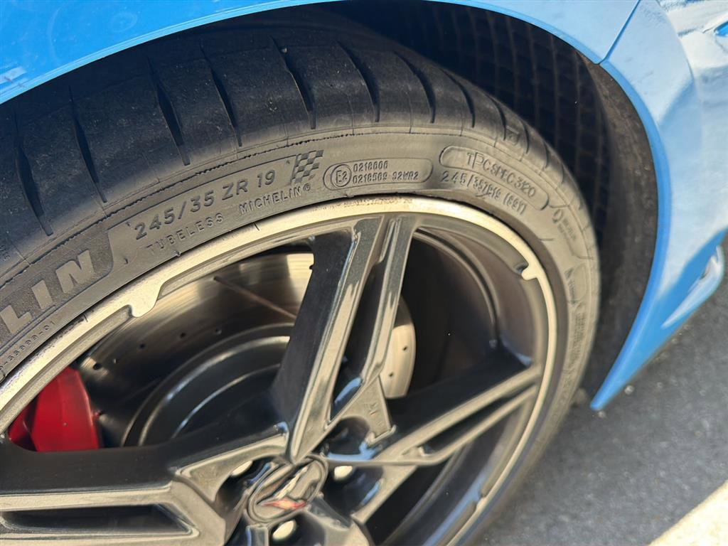 Used 2021 Chevrolet Corvette Stingray Premium Cpe w/ Z51 Performance Package RWD image 19