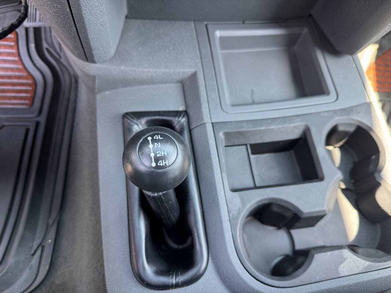 Used 2007 Dodge Ram 2500 Truck SLT image 23