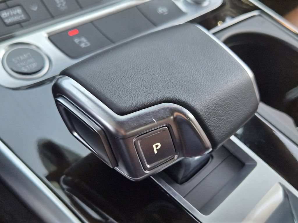 Certified 2023 Audi Q8 Premium Plus w/ Premium Plus Package AWD/4WD image 26