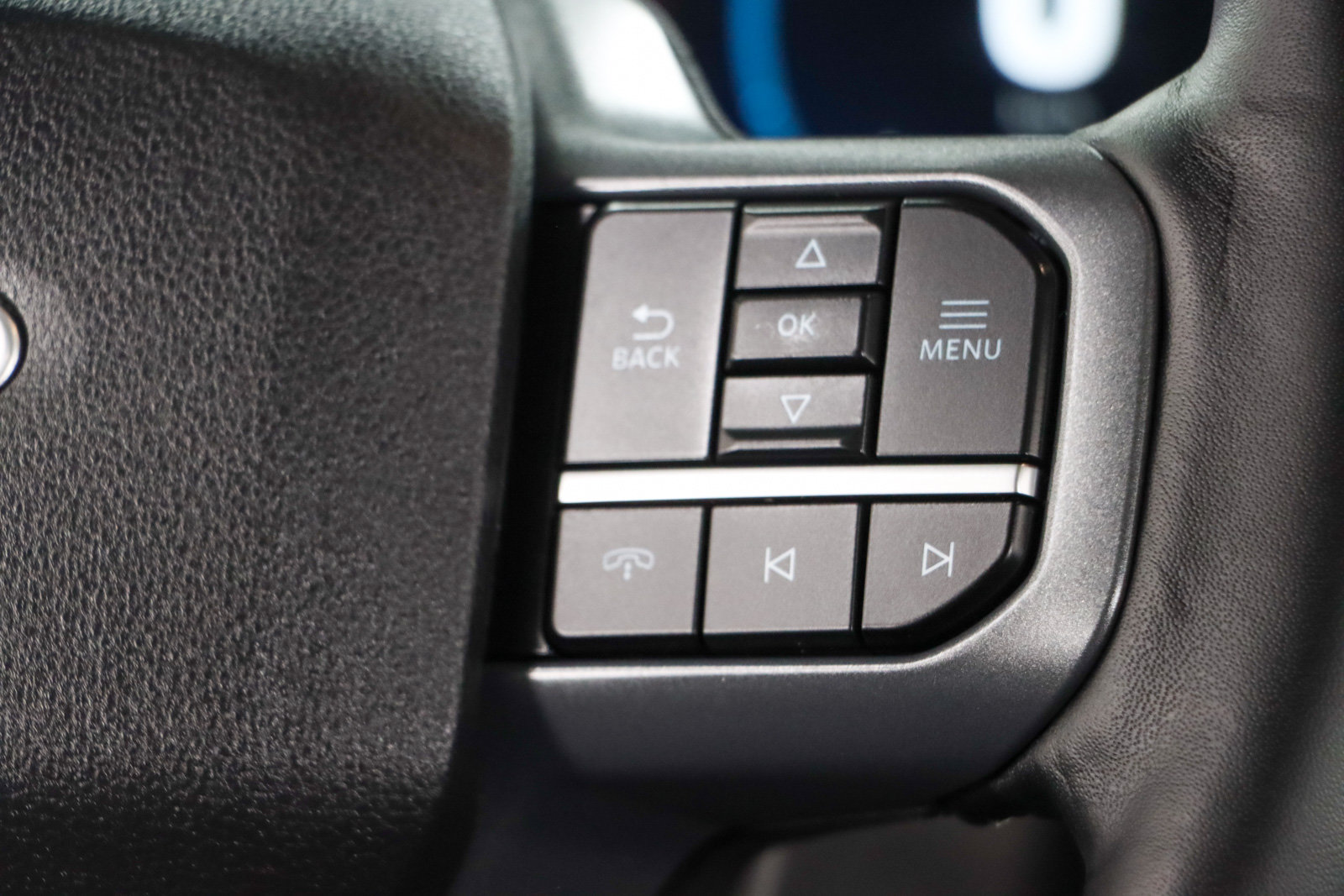 Used 2023 Ford F150 Lariat w/ Equipment Group 502A High AWD/4WD image 15