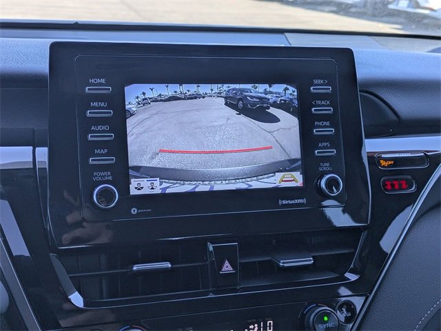 Used 2024 Toyota Camry SE image 13