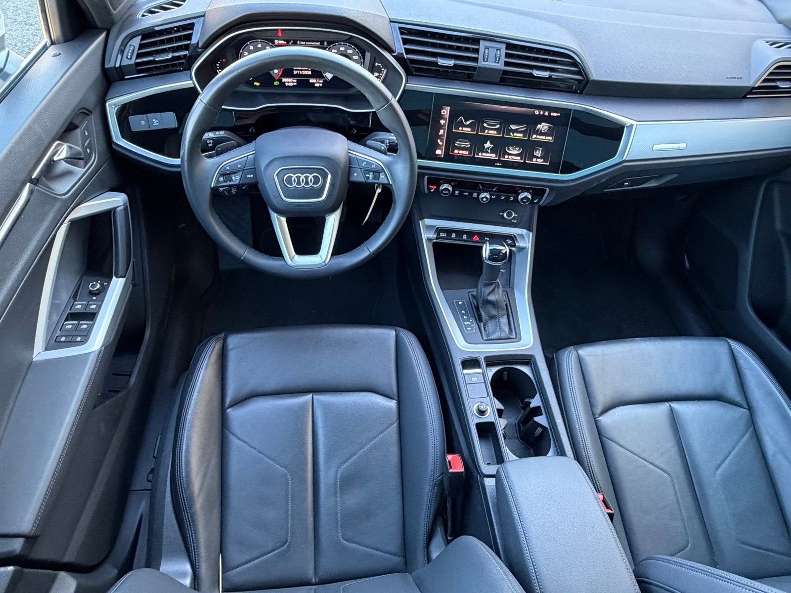 Used 2025 Audi Q3 2.0T Premium image 27