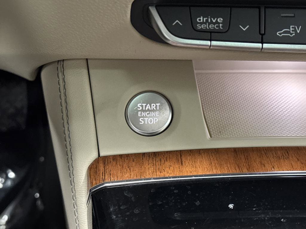 Used 2023 Audi Q5 e Premium Plus w/ Premium Plus Package image 23