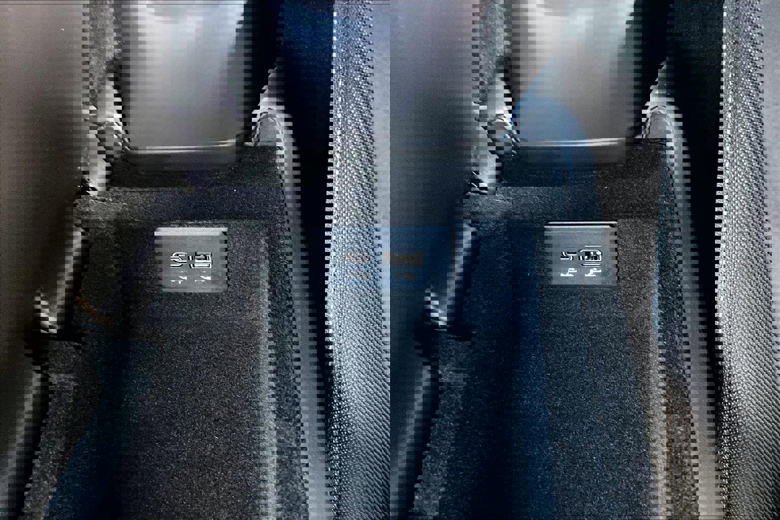 Used 2026 Chevrolet Corvette 2LT image 27