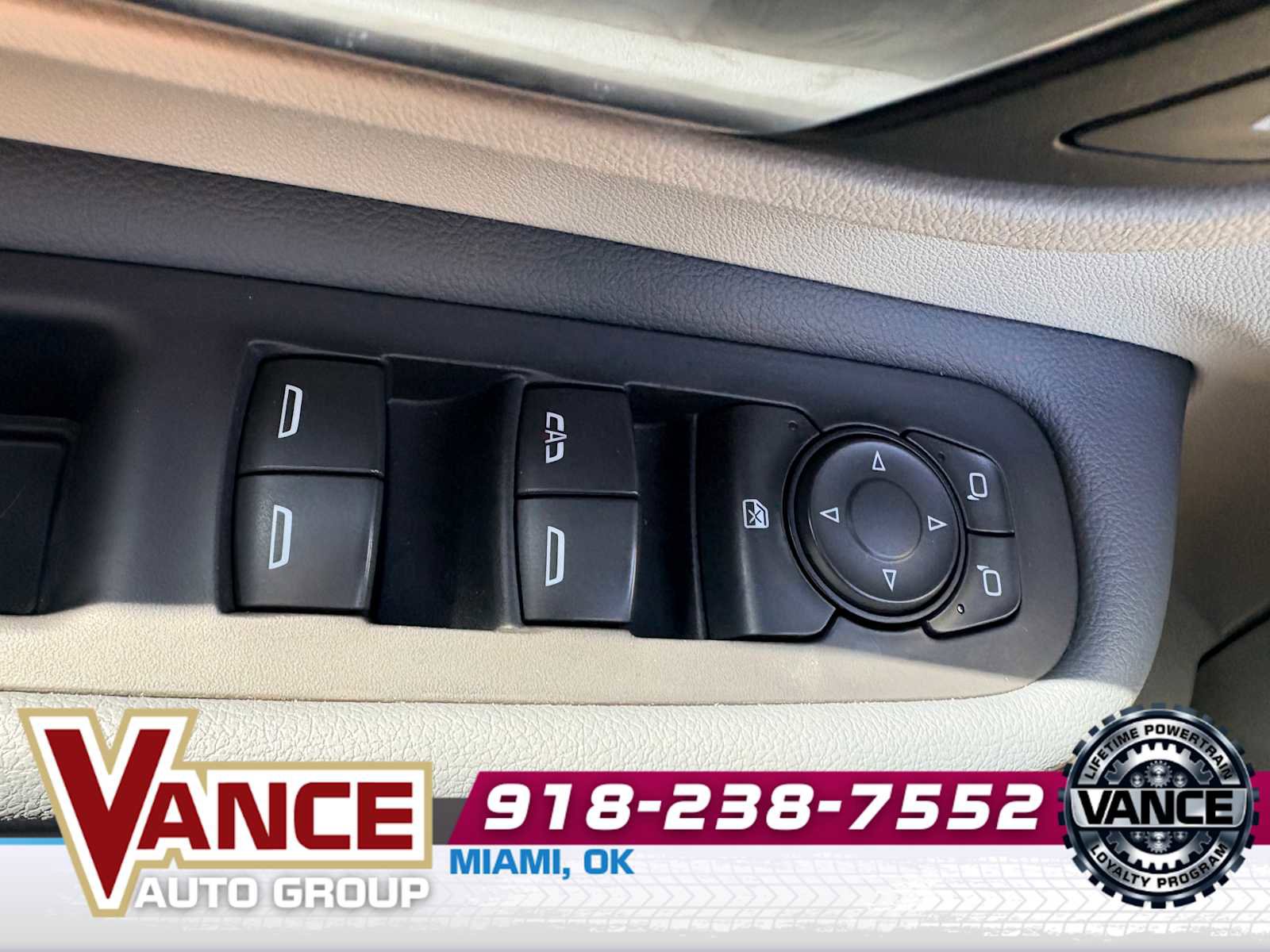 Used 2022 GMC Terrain Denali w/ Denali Premium Package image 31