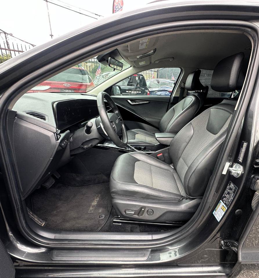 Used 2023 Kia Niro Wind FWD image 20