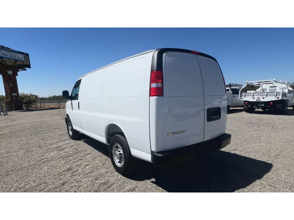 New 2026 Chevrolet Express 2500 w/ Driver Convenience Package RWD image 11