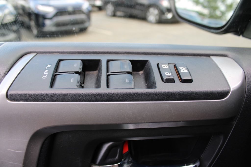 Used 2018 Toyota 4Runner Limited AWD/4WD image 29