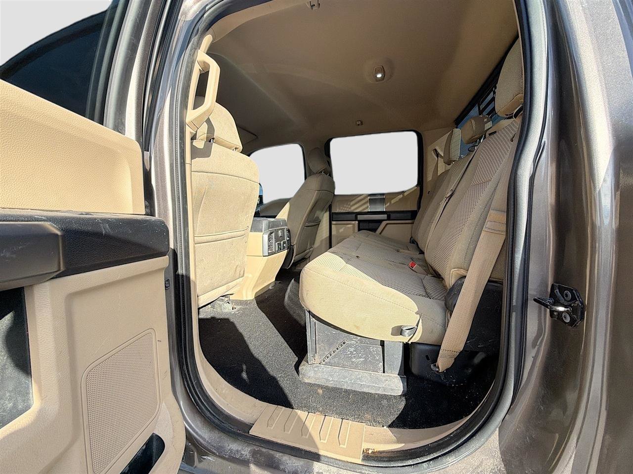 Used 2019 Ford F250 XLT w/ XLT Premium Package image 24