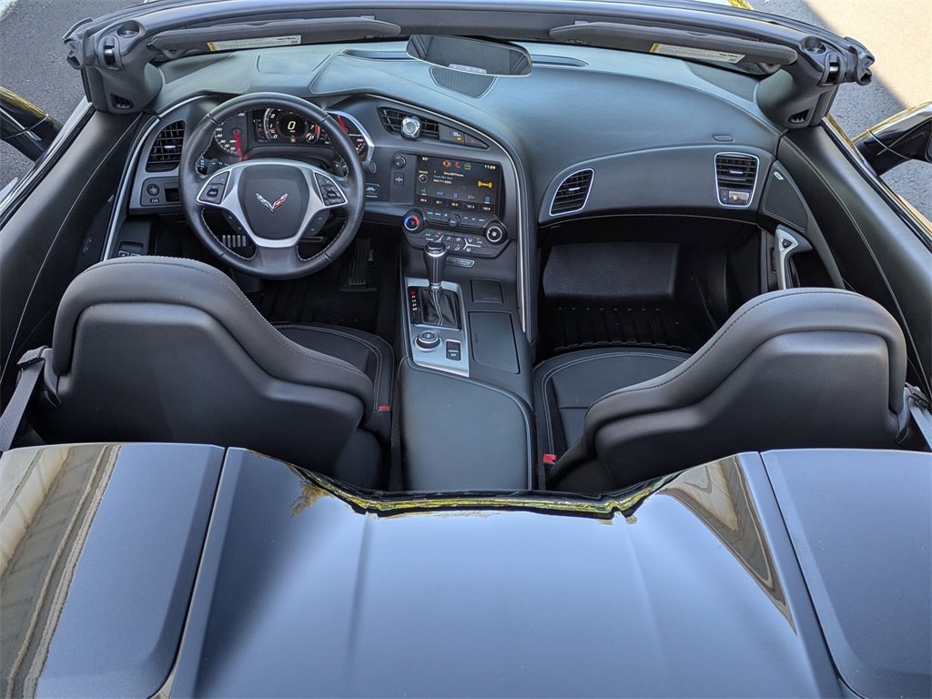 Used 2015 Chevrolet Corvette Stingray w/ Battery Protection Package image 9