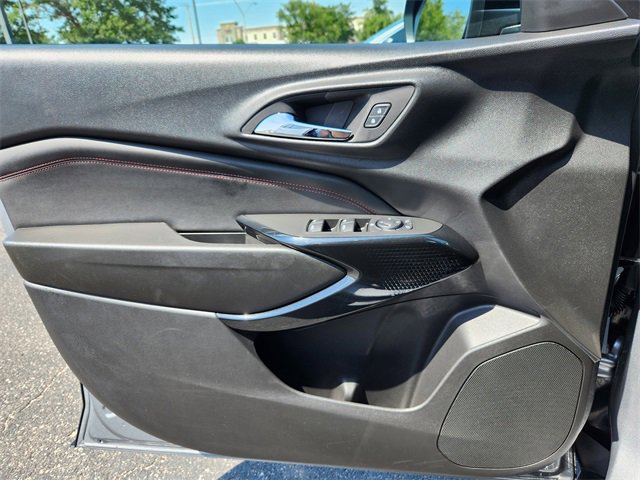 Used 2024 Chevrolet Trax RS w/ Driver Confidence Package image 6