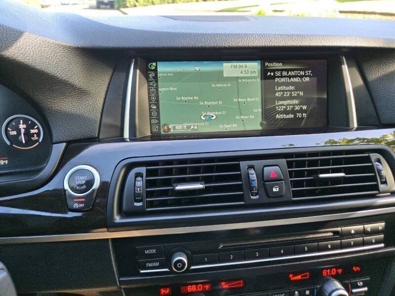 Used 2014 BMW 535d Sedan RWD image 23