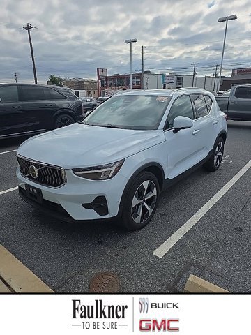 Used 2025 Volvo XC40 B5 Plus
