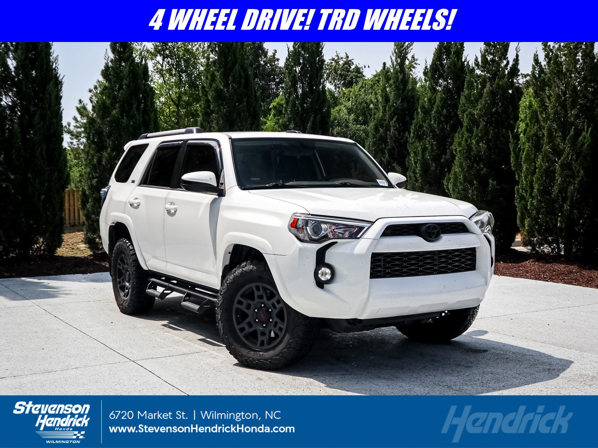 Used 2019 Toyota 4Runner SR5 AWD/4WD image 1